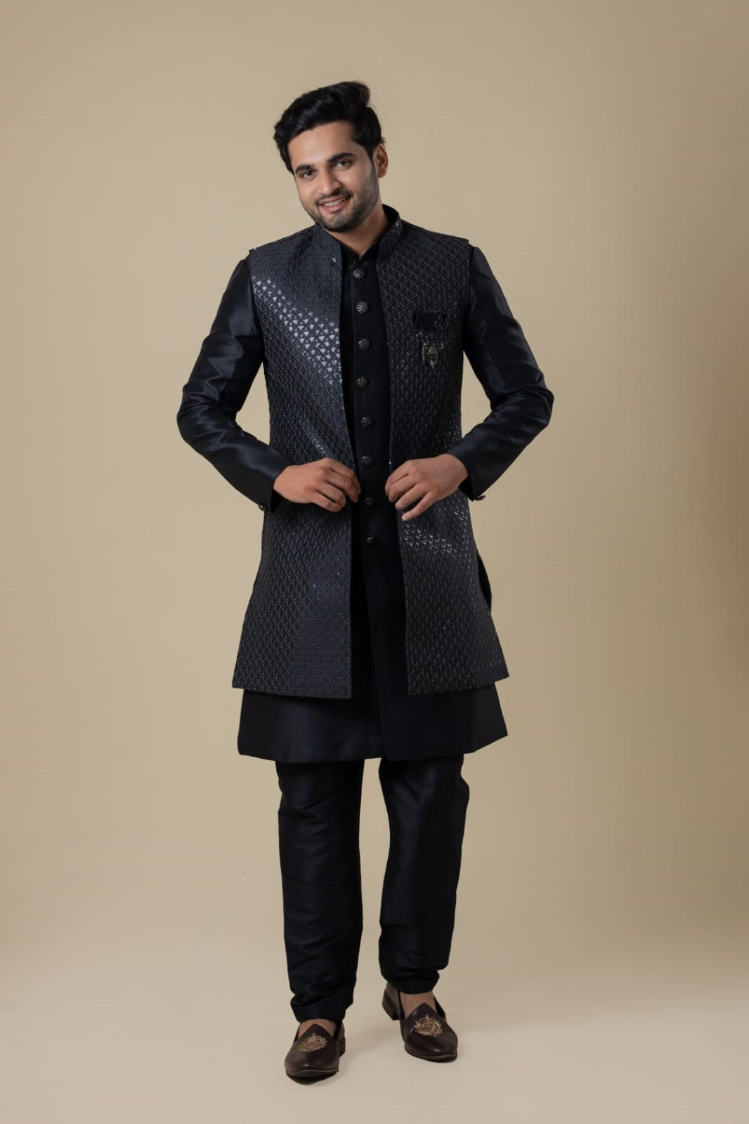"Midnight Galaxy" Long Koti Indo – Black Sequined Splendor