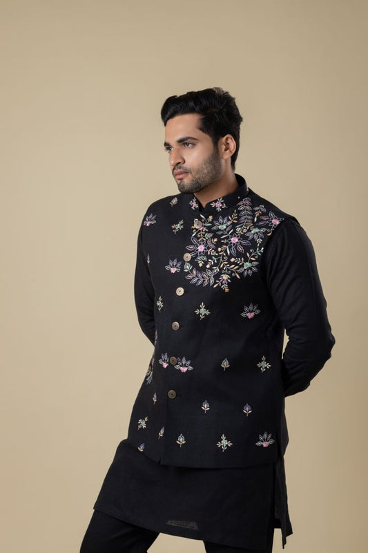 "Midnight Majesty" Koti Suit – Black with Handcrafted Elegance